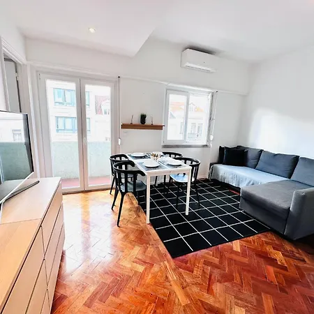 The Redondo House - No 4e2 - Comfortable One-bedroom * Lisbon
