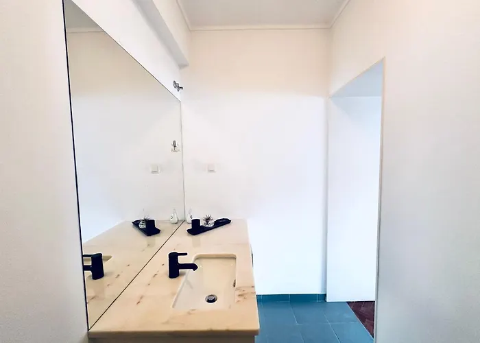 The Redondo House - No 4e2 - Comfortable One-bedroom Апартаменти