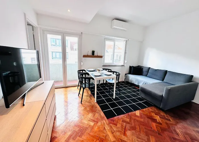 The Redondo House - No 4e2 - Comfortable One-bedroom * Лісабон