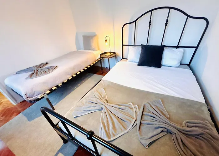 The Redondo House - No 4e2 - Comfortable One-bedroom Апартаменти *